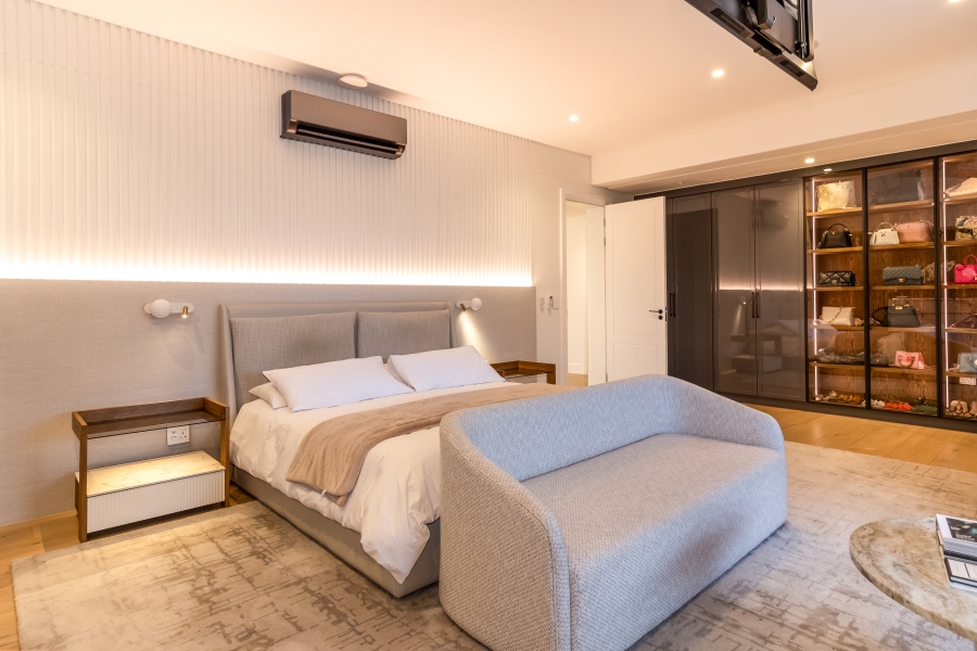 5 Bedroom Property for Sale in Val De Vie Estate Western Cape